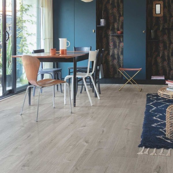Виниловый пол Quick Step Alpha Vinyl Bloom AVMPU40202 Дуб хлопок уютный серый 4111 фото