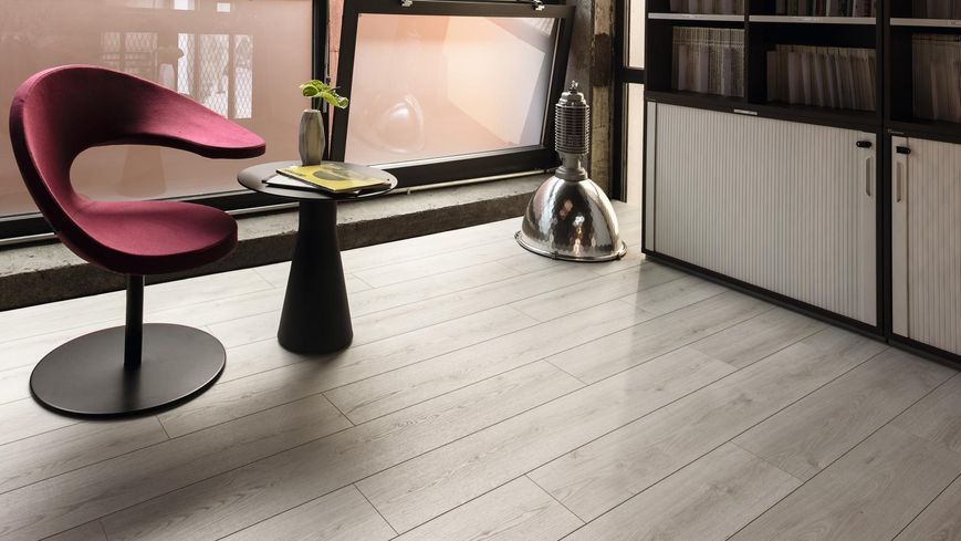 Ламінат KAINDL Natural Touch 8.0 Дуб Івоук Вишуканий K4419 фото