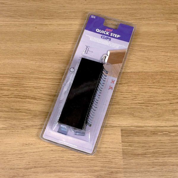 Затискачі для стандартного плінтуса Quick-Step  QSCLIPSKME95A фото