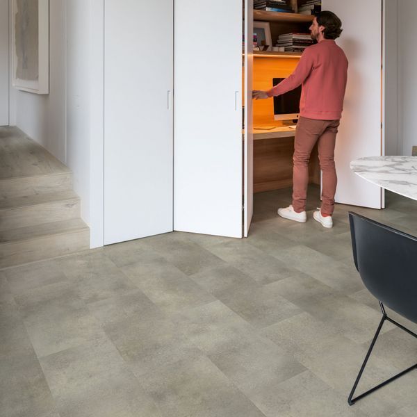 Вінілова підлога Quick Step Alpha Vinyl Oro base Бетонна скеля AVSTT40234 фото